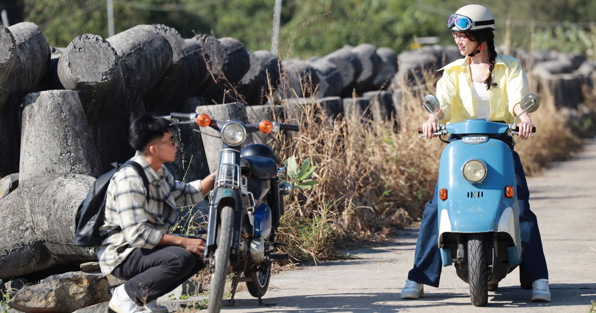 Jun Phạm không ngại cảnh hôn: “Tôi và Thúy Ngân không cho phép mình lên đoàn phim để giỡn hớt”