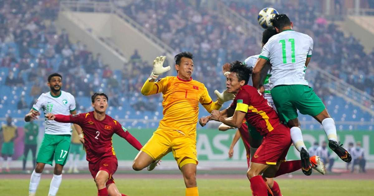 Trước trận gặp Úc, tuyển Việt Nam bất ngờ bị FIFA phạt tiền