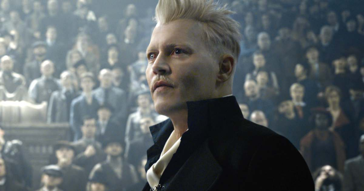 Johnny Depp bị buộc rời khỏi Fantastic Beasts vì kiện cáo, Warner Bros. "đỏ mắt" tìm người thay thế