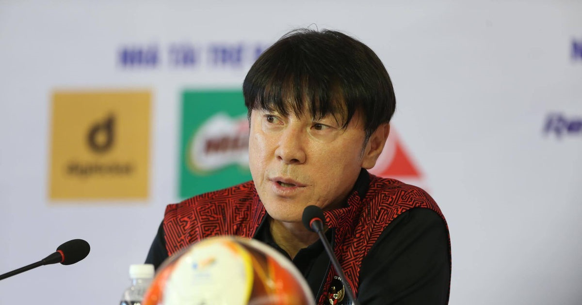 HLV trưởng U23 Indonesia tiếp tục công khai chỉ trích chủ nhà Việt Nam
