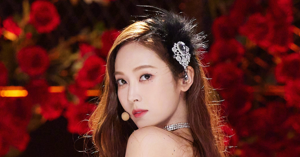 Cựu thành viên SNSD ra mắt trong nhóm nhạc mới cùng Chung Hân Đồng