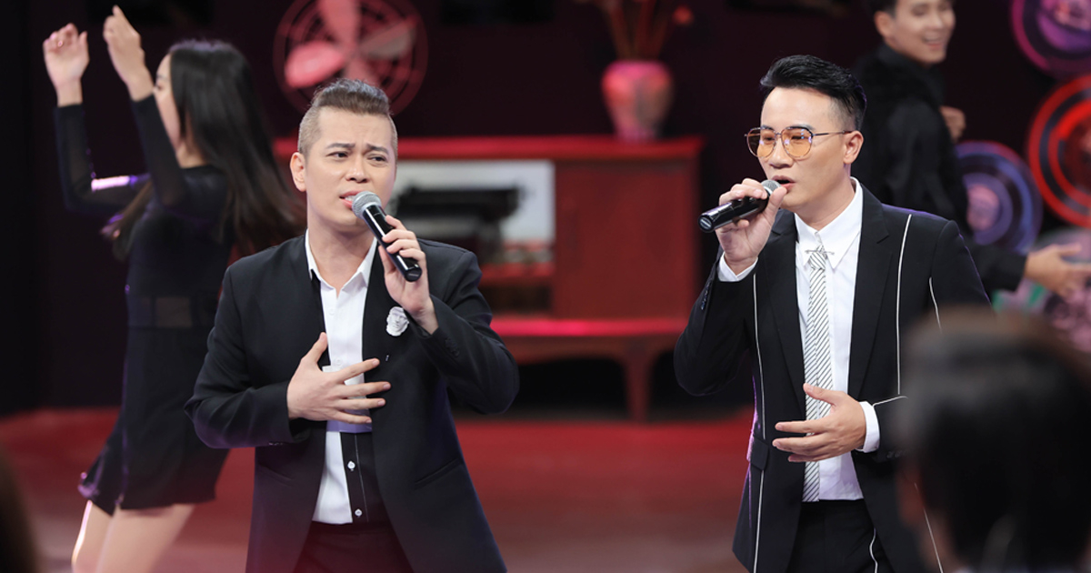 Hoàng Bách cùng Nam Khánh hát hit "Chuyện chàng cô đơn", làm sống lại AC&M đình đám một thời