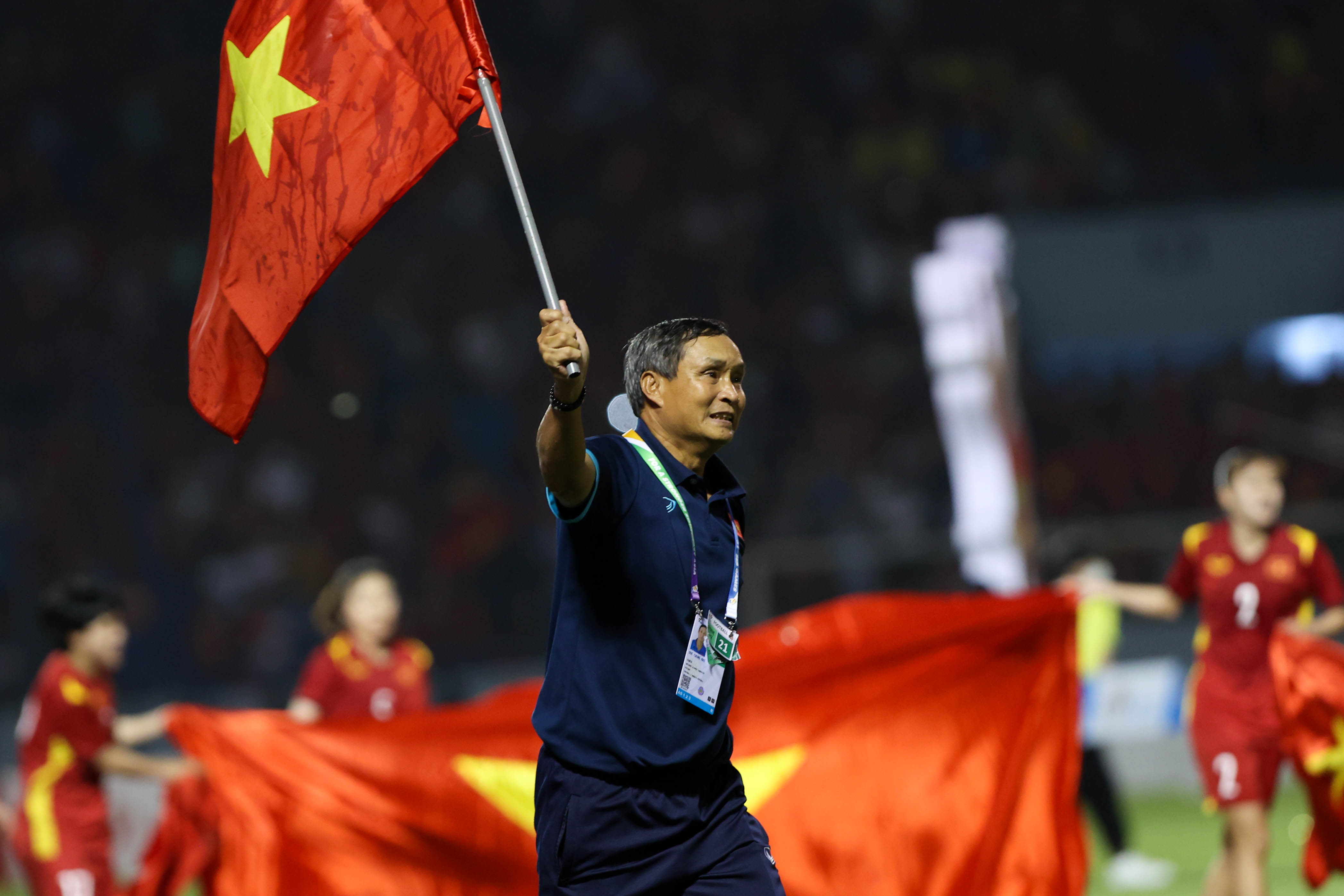 HLV Mai Đức Chung: "Tôi hạnh phúc khi dẫn ĐT Việt Nam ở World Cup"