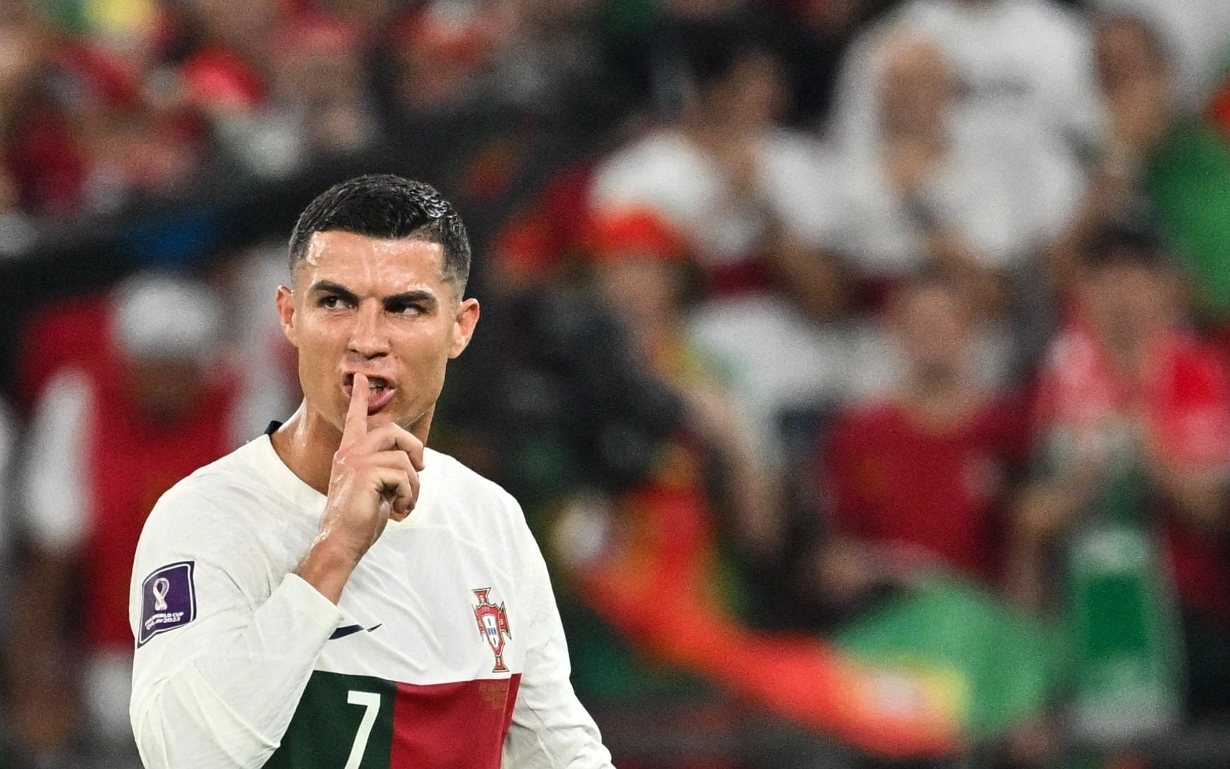 Huyền thoại MU nói điều cay đắng về tương lai của Ronaldo