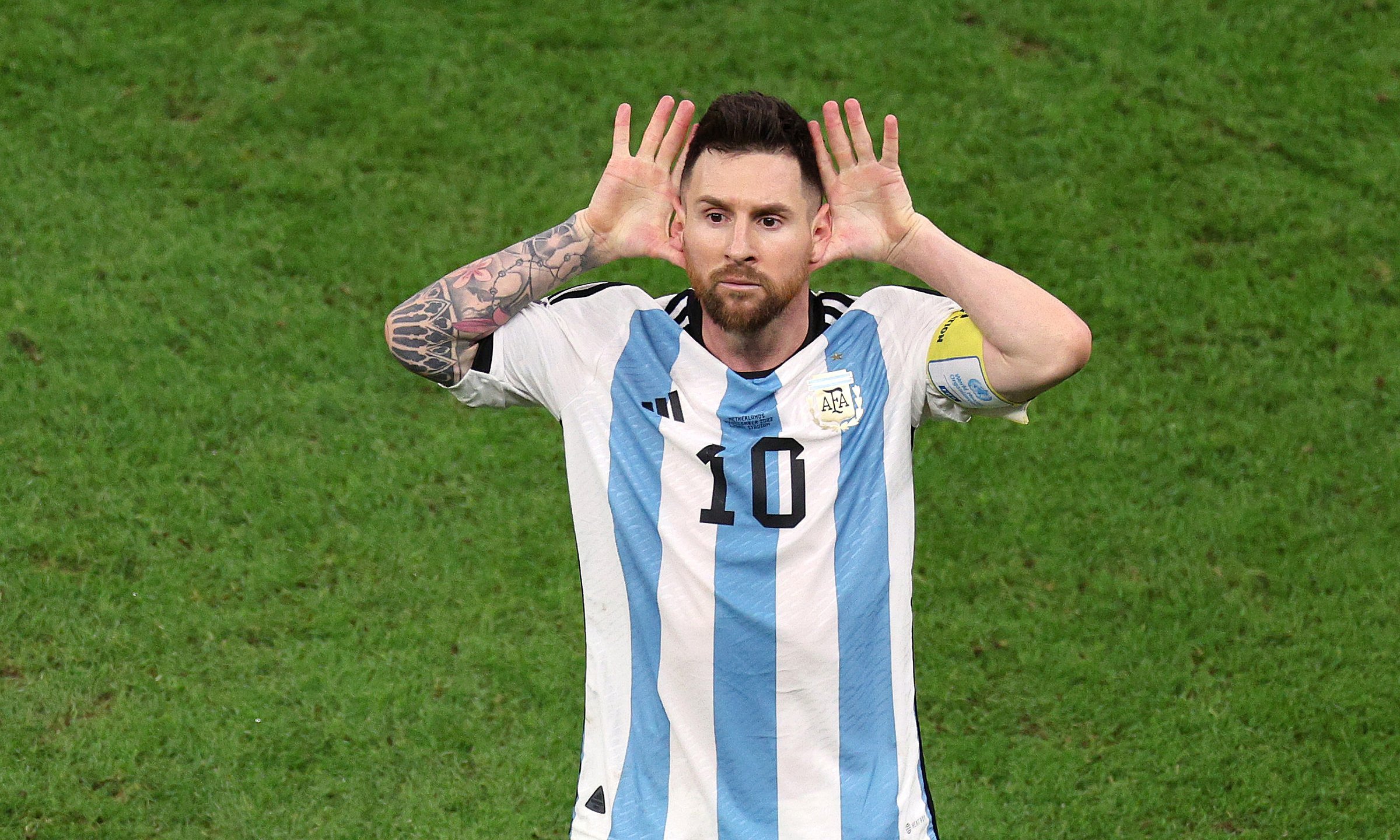 Argentina muốn Messi vô địch World Cup, HLV ĐT Pháp nói không?