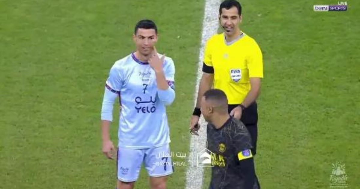 Mbappe xót xa khi thấy Ronaldo bị sưng mặt
