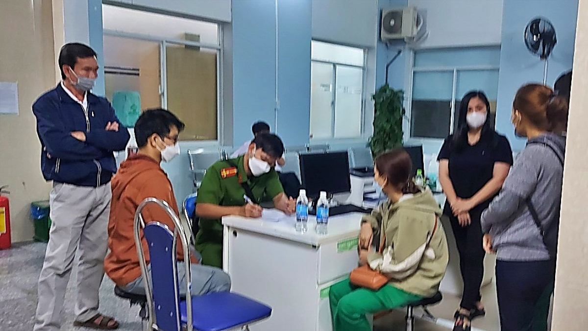 Bé trai 2 tuổi bất ngờ tử vong tại trường mầm non Bé trai 2 tuổi bất ngờ tử vong tại trường mầm non