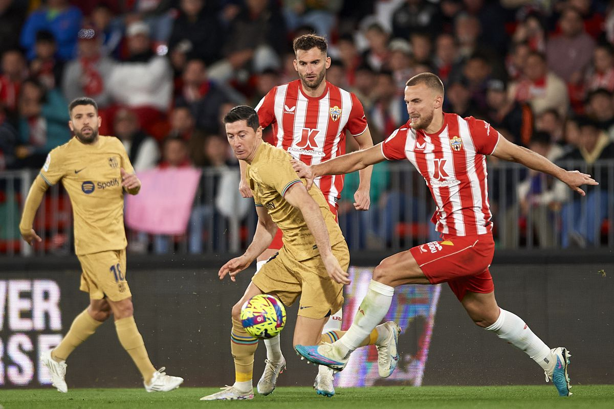 Barcelona bất ngờ 'ngã ngựa' trước đội hạng 19 La Liga Barcelona bất ngờ 'ngã ngựa' trước đội hạng 19 La Liga