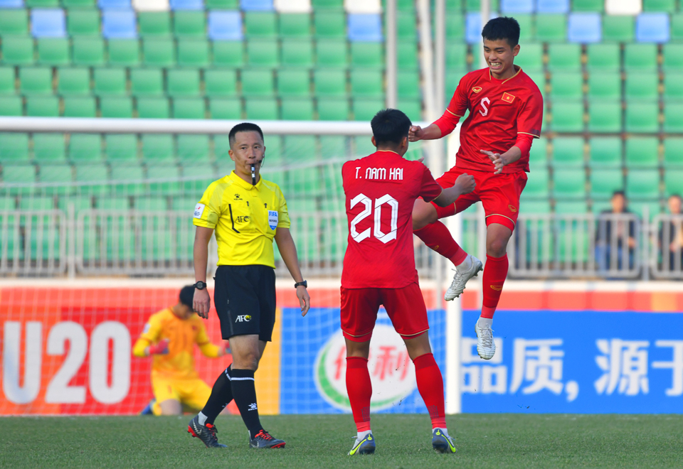 Báo Qatar choáng khi đội nhà thua U20 Việt Nam