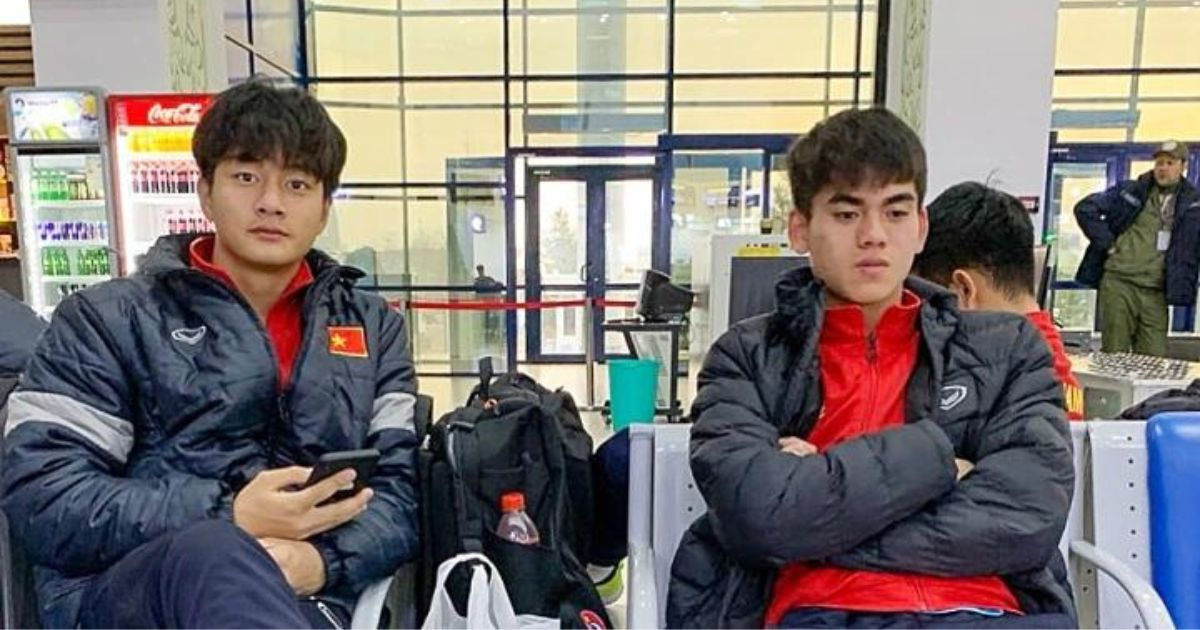 U20 Việt Nam về nước trong lời khen ngợi của người hâm mộ cho sự nỗ lực