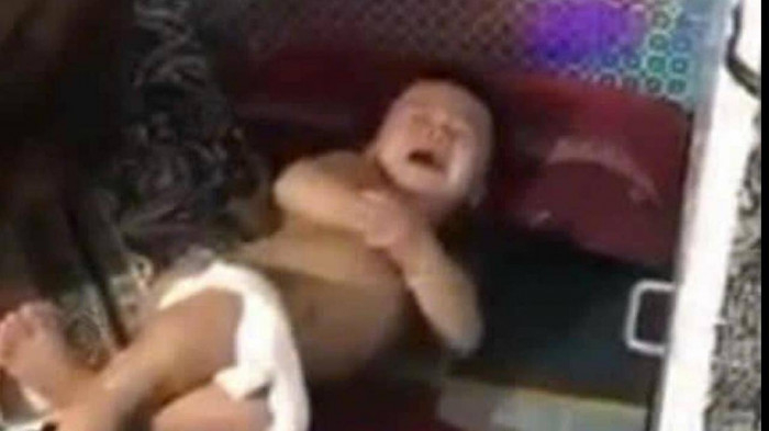 Vụ bé trai nghi bị ép hút ma túy: Cha cháu bé trình báo gì với công an?