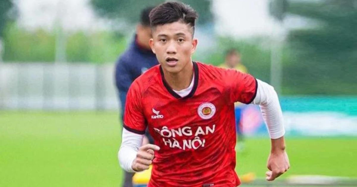 Phan Văn Đức đứt dây chằng đầu gối do tự ngã, lỡ hẹn với tuyển Việt Nam hết mùa giải 2023