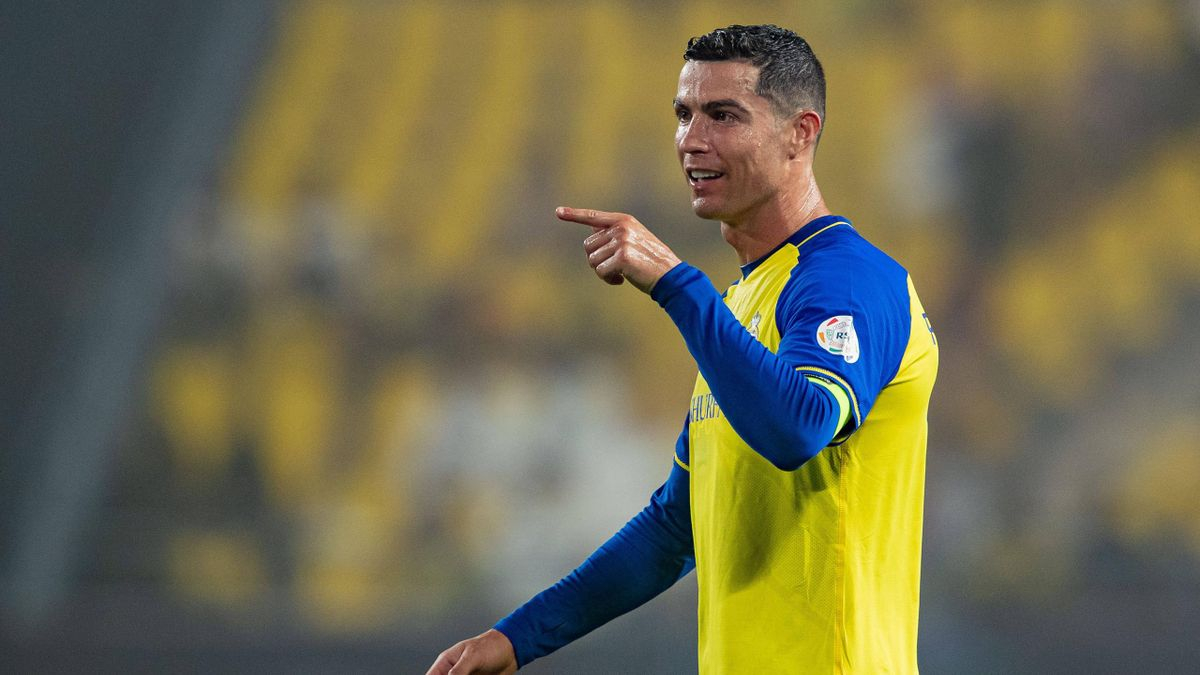 Ronaldo ‘tự chọn’ HLV mới ở Saudi Arabia