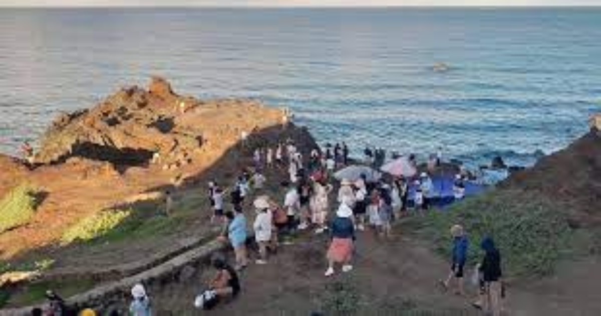 Hướng dẫn viên đảo Phú Quý đánh nhau với du khách