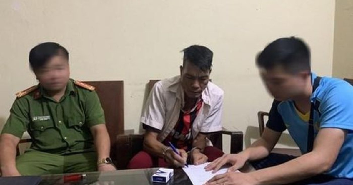 Xảy ra mâu thuẫn tại nhà người phụ nữ, rút dao đâm chết người đàn ông cùng bản Xảy ra mâu thuẫn tại nhà người phụ nữ, rút dao đâm chết người đàn ông cùng bản