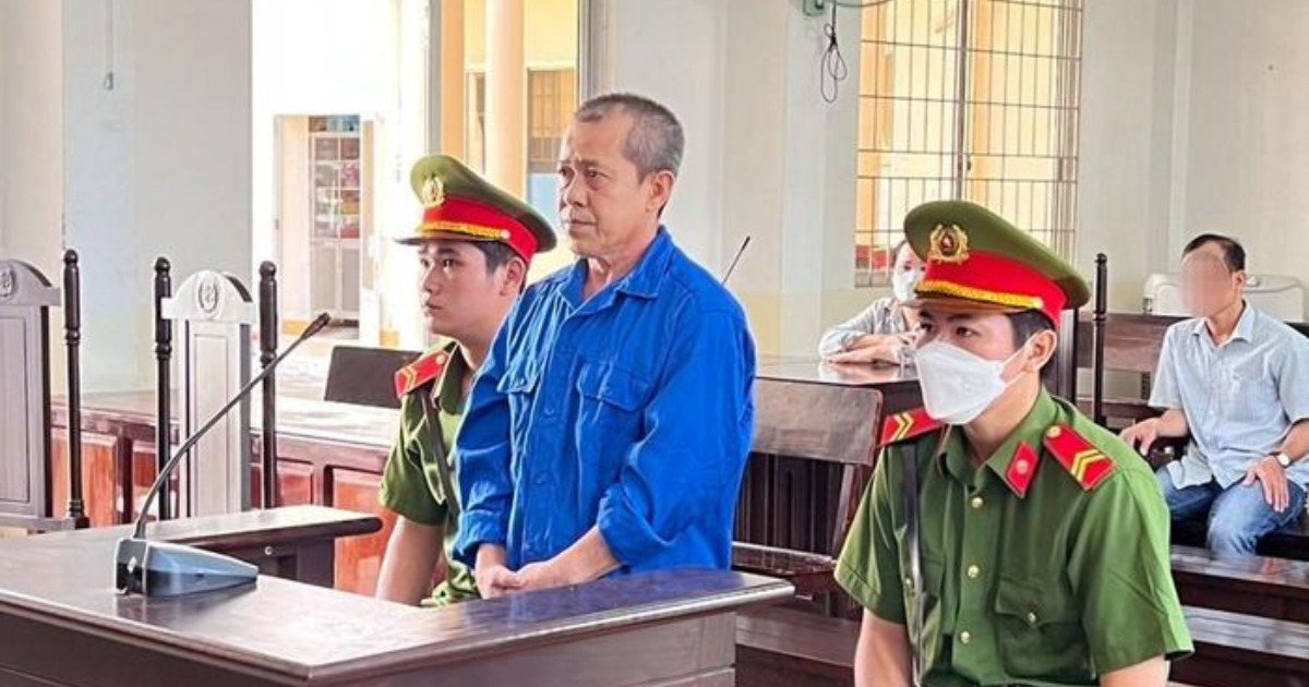 Con chó cắn chết con vịt, chủ vịt thành kẻ giết người Con chó cắn chết con vịt, chủ vịt thành kẻ giết người