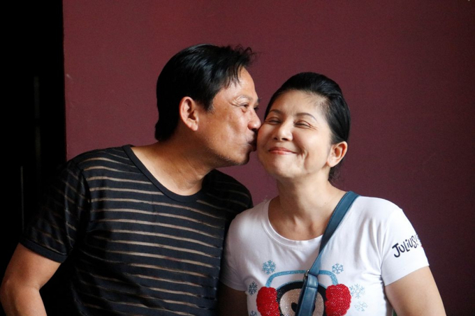 Cuộc sống hôn nhân viên mãn của cặp đôi nghệ sĩ cải lương Chí Linh – Vân Hà