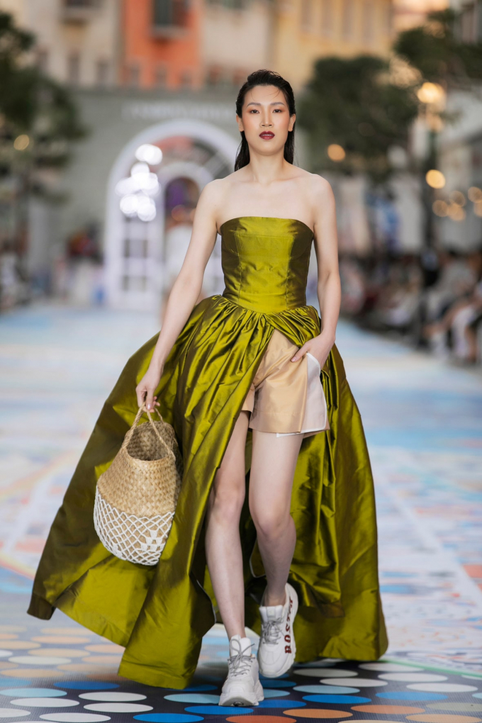 Top 7 Fashion Voyage Designer 2021 chào sân ấn tượng cùng dòng chảy Địa Trung Hải