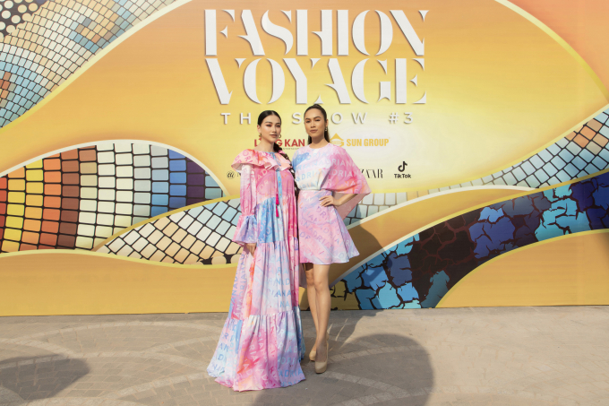 Đông Nhi và Ông Cao Thắng đọ sắc vàng rực rỡ cùng dàn sao Việt trên thảm đỏ Fashion Voyage