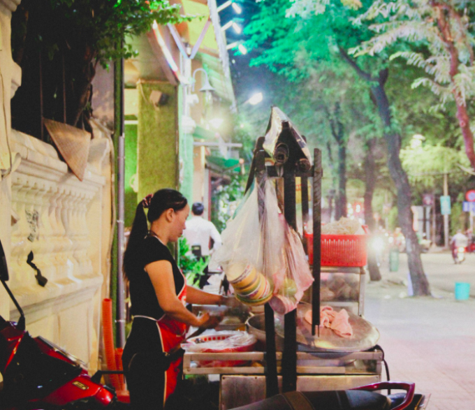 Sài Gòn hủ tiếu gõ: Món ăn đường phố không phân biệt giàu nghèo