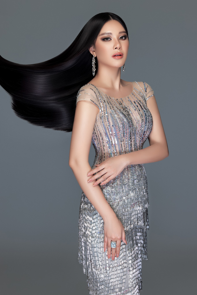 Khánh Vân còn ở Mỹ, Kim Duyên đại diện Việt Nam thi Miss Universe 2021 lên plan giật vương miện 115 tỷ