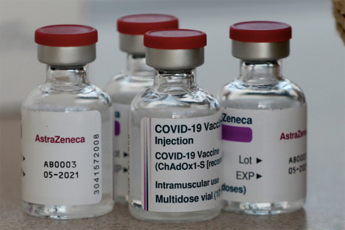 Tiêm đủ 2 mũi vắc xin, vì sao 22 nhân viên bệnh viện Nhiệt đới vẫn dương tính Covid-19?