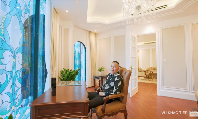 Vũ Khắc Tiệp khoe biệt thự siêu to đắt nhất Sài Gòn: Thiết kế như khách sạn cao cấp, view đỉnh miễn bàn