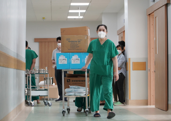 Cận cảnh bệnh viện 1.000 giường điều trị các ca nhiễm Covid-19 nặng