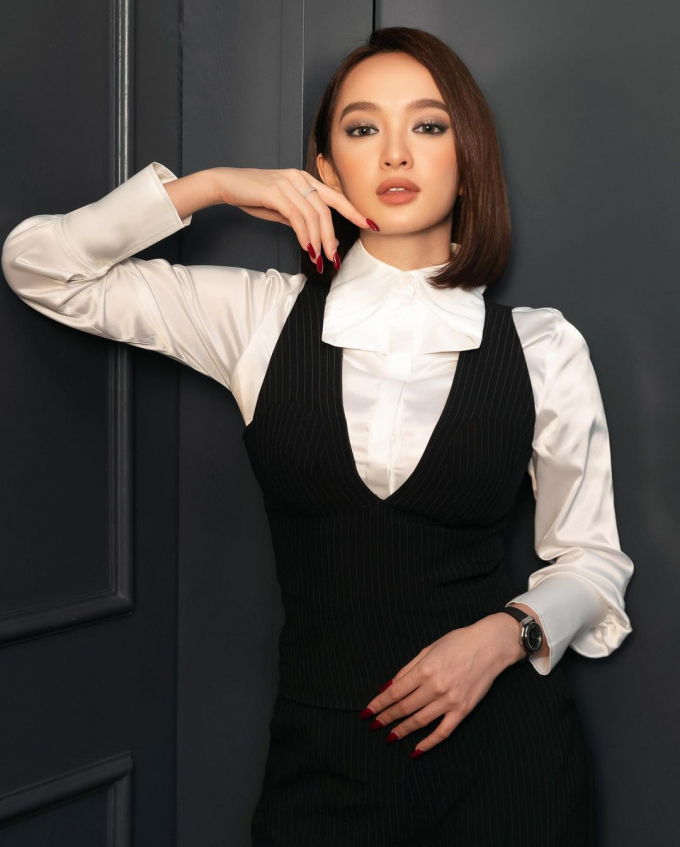 Nữ diễn viên chỉ cao 1m50 nhưng vẫn gợi cảm bậc nhất showbiz Việt
