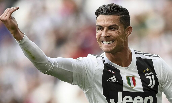 Manchester United chính thức chiêu mộ thành công Ronaldo