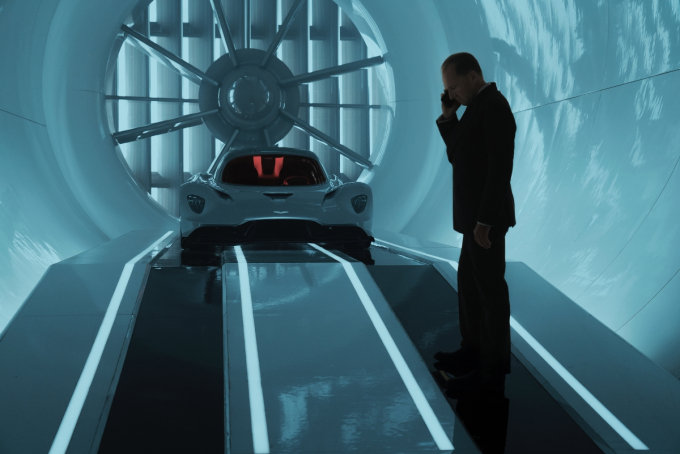 “James Bond” Daniel Craig thực hiện pha hành động không tưởng trong trailer mới nhất của phim 007