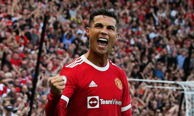 Ronaldo lập kỷ lục ngay trận ra mắt Man Utd