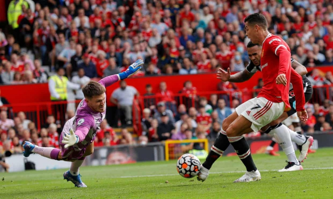 Ferguson: Tôi không thể để Ronaldo tới Man City