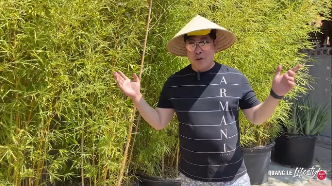 Quang Lê khoe cuộc sống giàu sang ở Mỹ: Ăn tôm hùm, có khu vườn rộng đầy cây trái Việt Nam