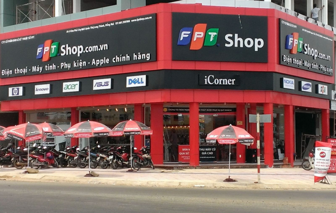 Ba nhân viên FPT Shop bị đuổi việc vì đánh cắp thông tin quan trọng của khách hàng