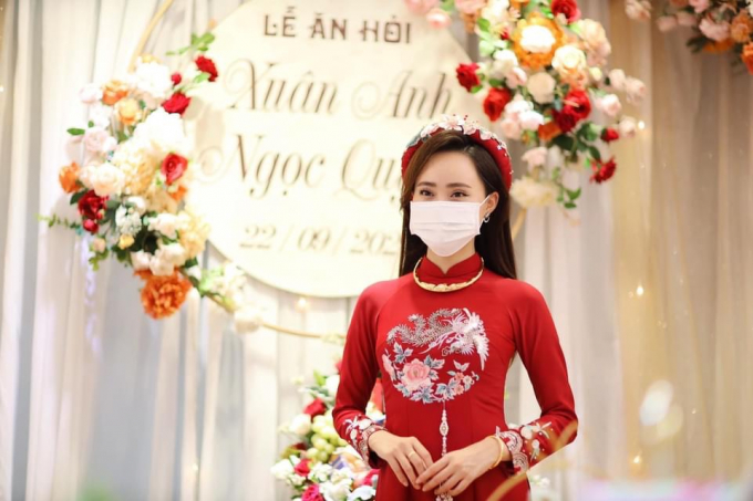 Giữa mùa dịch, MC VTV xinh đẹp vẫn tổ chức lễ ăn hỏi: Danh tính chú rể gây tò mò