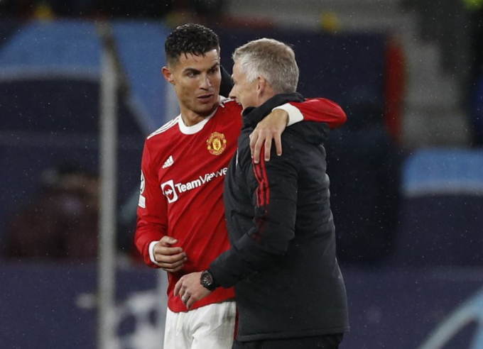 Ronaldo yêu cầu Solskjaer thay đổi lối chơi