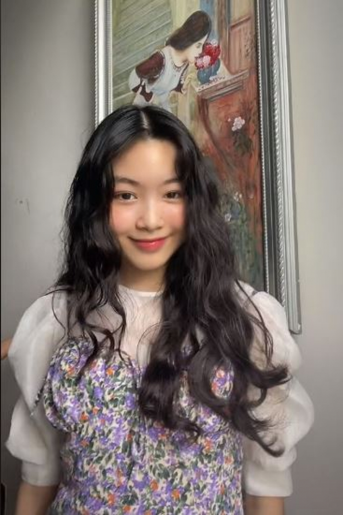 Fans trầm trồ vì video khoe nhan sắc của con gái Quyền Linh: Gương mặt xinh xắn, thần thái đầy cuốn hút