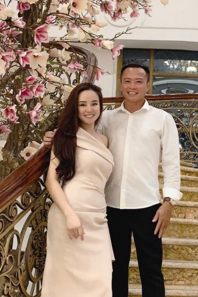 Vy Oanh tuyên bố không khoan nhượng với bà Phương Hằng, hé lộ thân thế của chồng đại gia