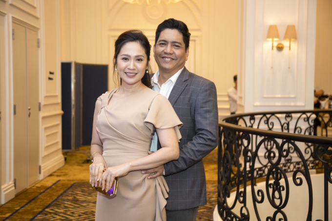 Những bộ đôi đồng vợ đồng chồng phủ sóng showbiz Việt: Có 3 cặp gắn bó hơn 1 thập kỉ