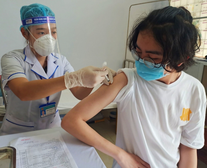 TP HCM có thể tiêm vaccine Covid-19 mũi 3 vào cuối năm