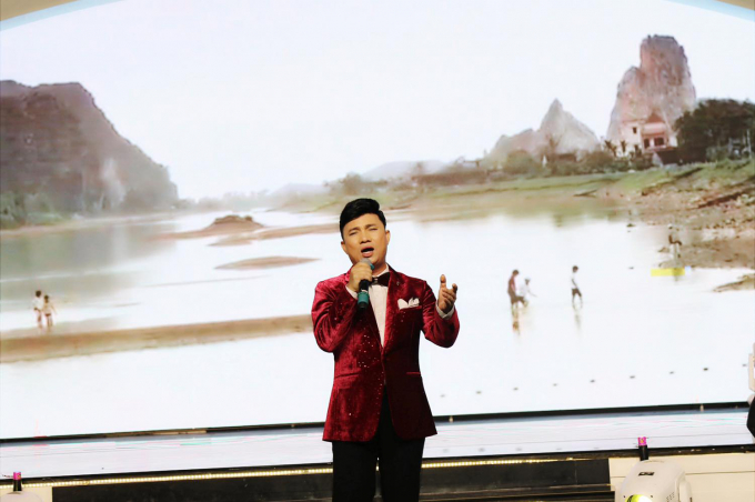 Ca sĩ Quang Linh ở tuổi 56: Vẻ ngoài trẻ trung, cuộc sống giàu có nhưng kín tiếng chuyện vợ con