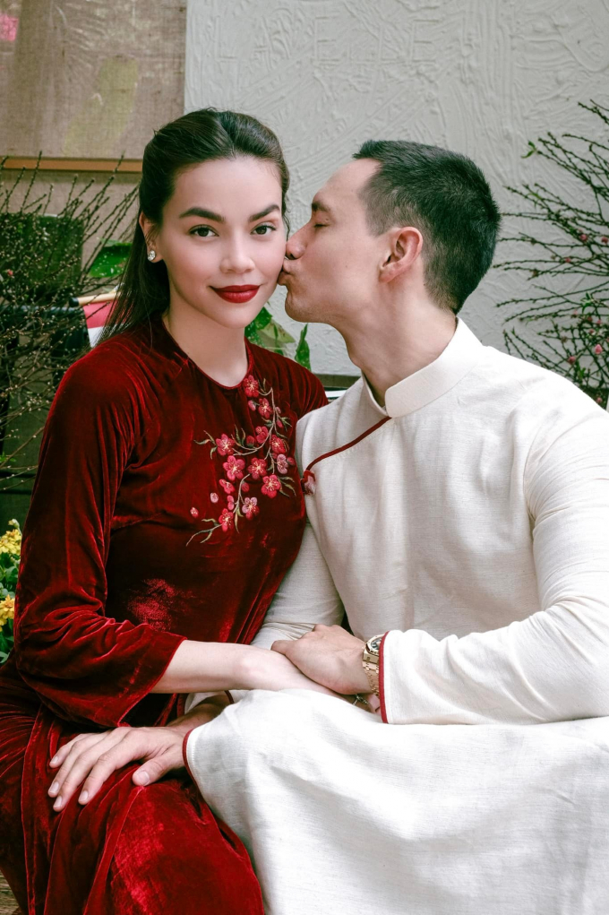 Cặp đôi showbiz Việt phát cẩu lương ngày đầu năm: Lệ Quyên - Lâm Bảo Châu xúng xính áo dài đôi