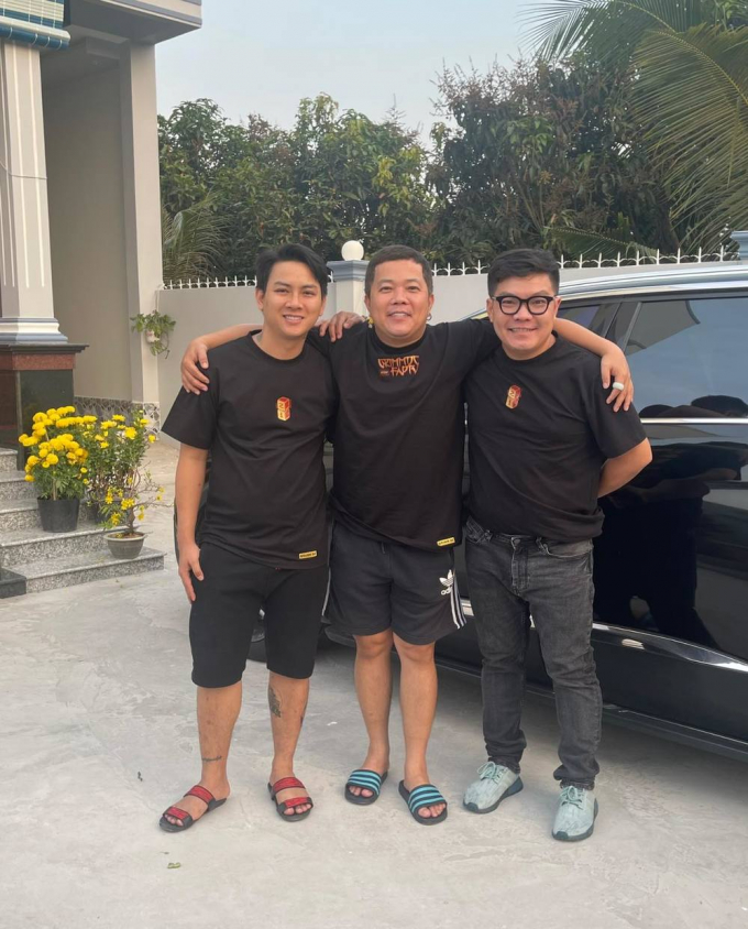 Netizen bất ngờ với hình ảnh Hoài Lâm phát tướng, chi tiết để lộ chuyện tái hôn càng gây chú ý Netizen bất ngờ với hình ảnh Hoài Lâm phát tướng, chi tiết để lộ chuyện tái hôn càng gây chú ý