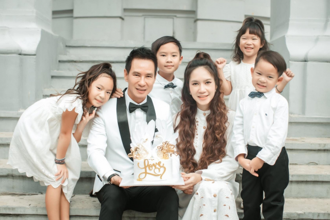 Những cặp đôi nghệ sĩ được ngưỡng mộ nhất Vbiz: Lý Hải - Minh Hà 17 năm gắn bó vẫn mặn nồng