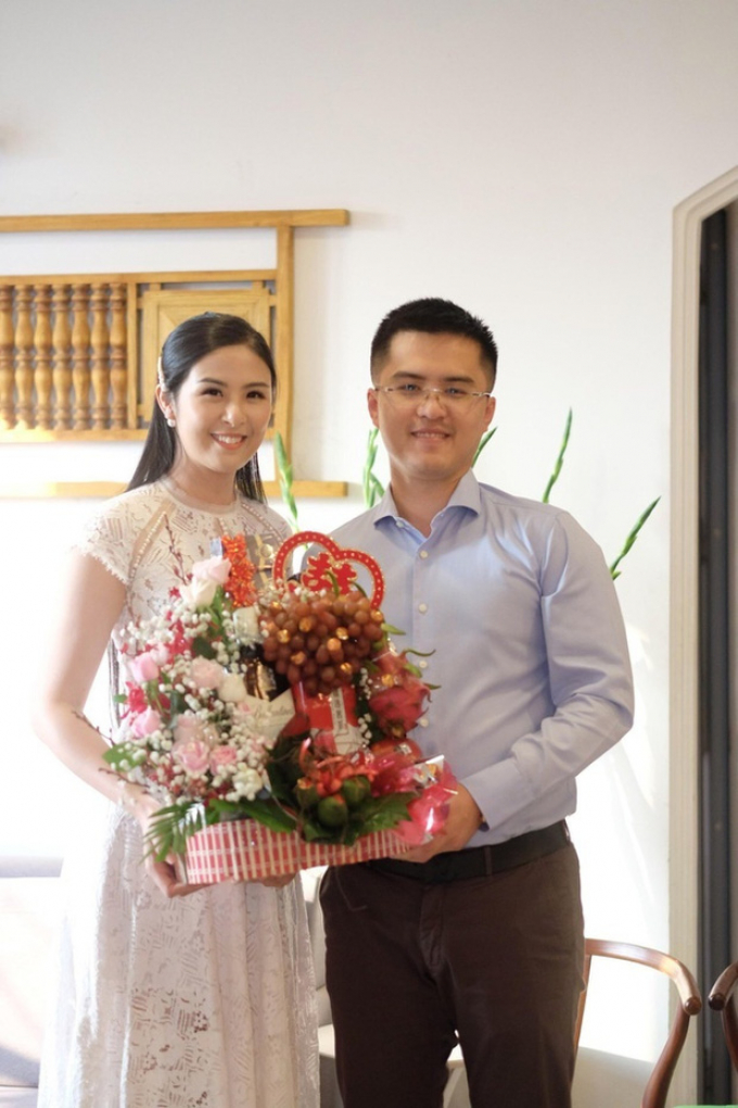 Hoa hậu Ngọc Hân lần đầu chia sẻ khoảnh khắc bạn trai cầu hôn, món quà đặc biệt được giữ suốt 3 năm