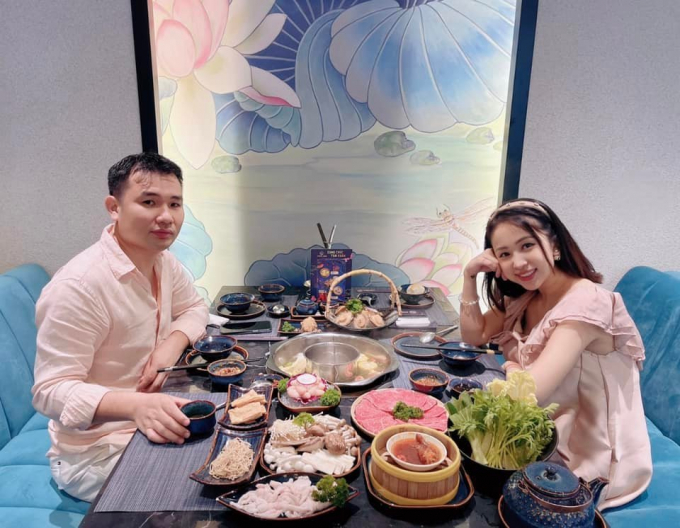 Sao Việt 17/2: Hồ Ngọc Hà khoe chân dài miên man, Lệ Quyên úp mở về tiểu nhân khiến nhiều người tò mò