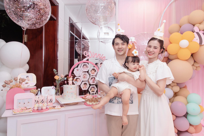 Đông Nhi - Noo Phước Thịnh - Ngô Kiến Huy sở hữu cơ ngơi khủng, xứng danh hội bạn đại gia của Vbiz