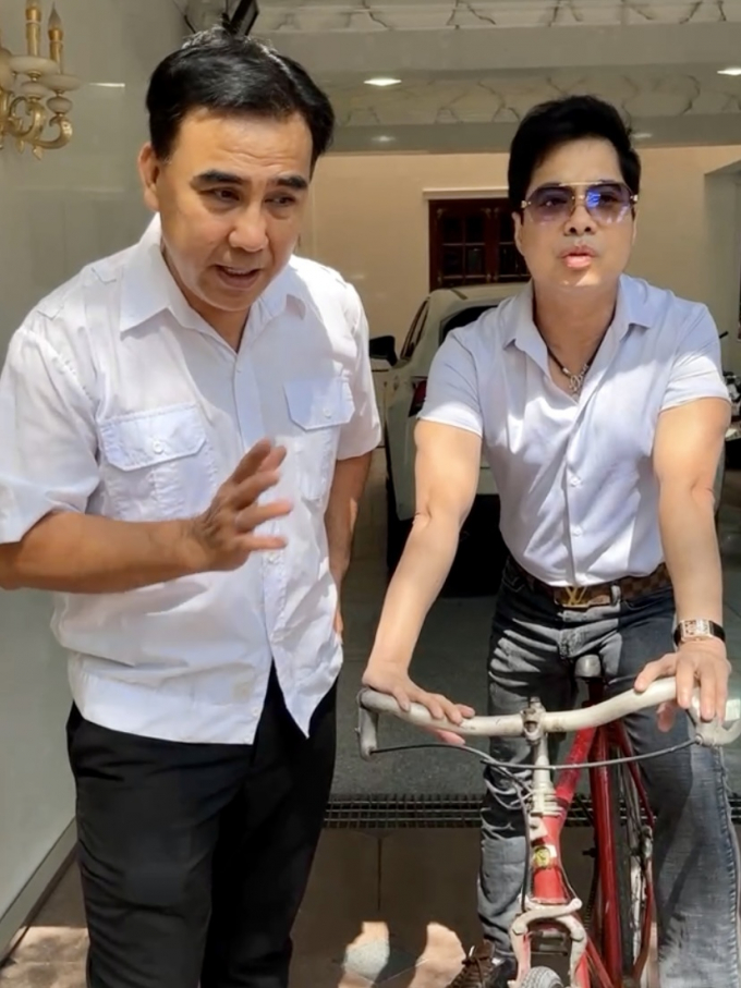 Quyền Linh: Tôi từng đạp xe chở Ngọc Sơn đi hát, ăn chung ngủ chung