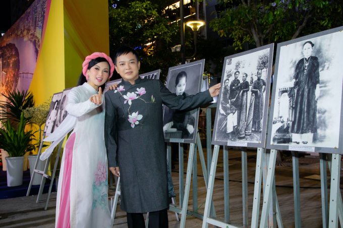 Ca sĩ tỷ phú Hà Phương diện áo dài duyên dáng, sánh đôi với người tình âm nhạc Trần Sang